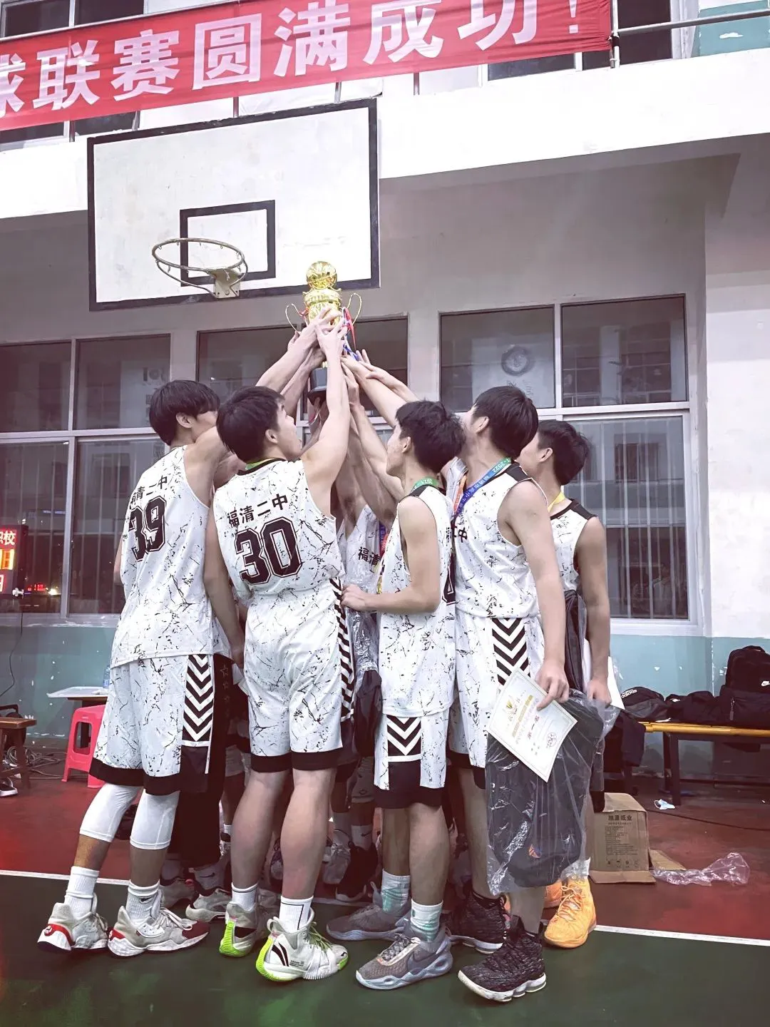 青少年篮球爱好者如何提高协调性_0